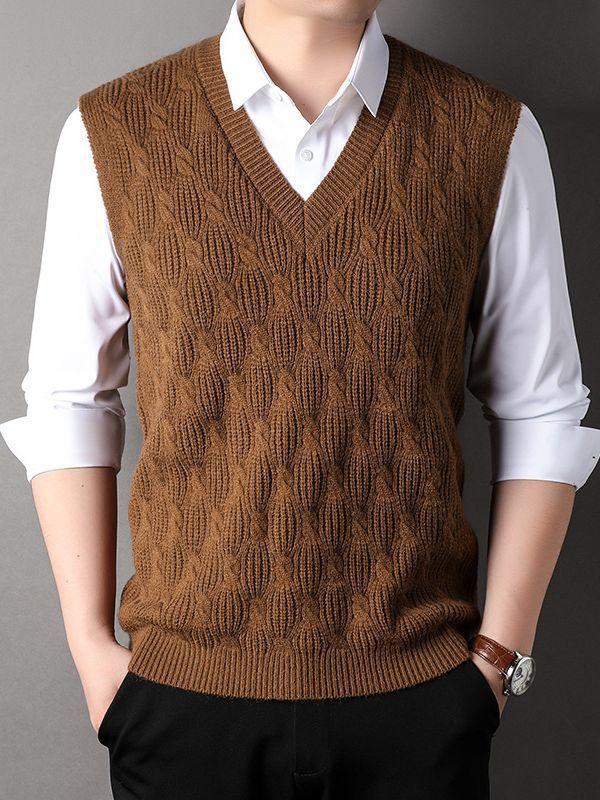 Woolen Vest Men's Twisted Loose Middle-aged Knitted Dad Vest Base Sleeveless Shirt Wholesale.