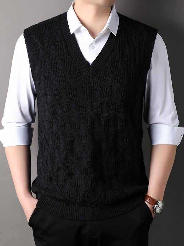 Woolen Vest Men's Twisted Loose Middle-aged Knitted Dad Vest Base Sleeveless Shirt Wholesale.