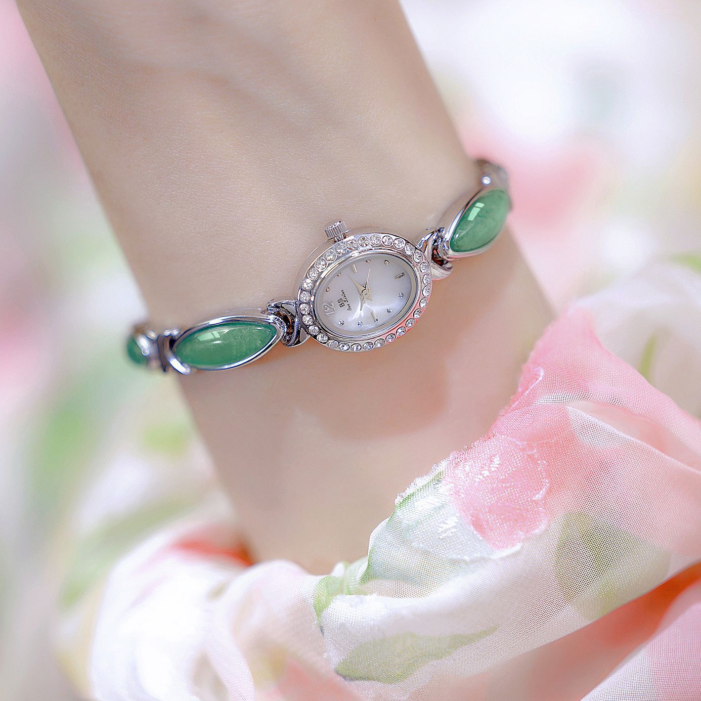 Natural Dongling Stone Hetian Jade Live Premium Chain Watch.