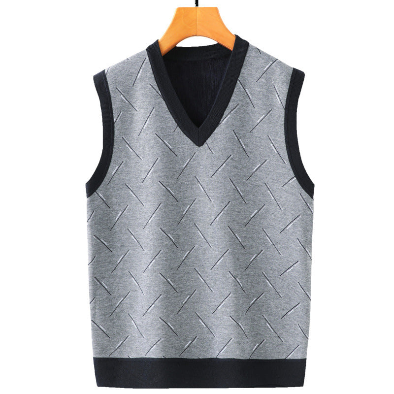 Dad Wore A Spring And Autumn Vest With A Middle-aged Sweater.